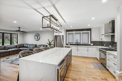 1108 S Maple Ave, Oak Park, IL 60304 - photo 4