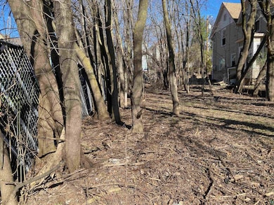 2221 W 3rd St, Duluth, MN 55806 - photo 2