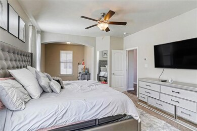 Master Bed w/ loft