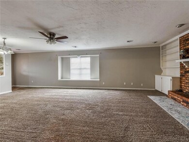 6408 N Grove Ave, Warr Acres, OK 73132 - photo 5