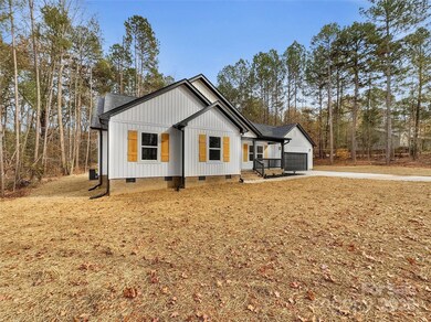 2500 Lazy Oak Dr, Lancaster, SC 29720 - photo 5