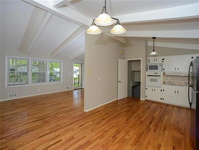 10307 W 73rd Terrace, Shawnee, KS 66203 - photo 5