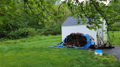 70 Mockingbird Ln, Tiverton, RI 02878 - photo 6