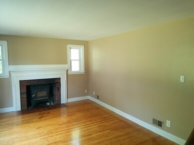 563 Hudson Rd, Sudbury, MA 01776 - photo 3