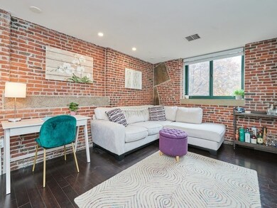 Parris Landing unit 2312, Charlestown, MA 02129 - photo 3