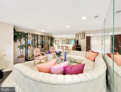 Towers Condominiums unit 403B, Baltimore, MD 21209 - photo 5