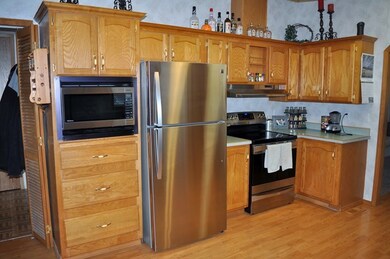 370 N 300 W, Blackfoot, ID 83221 - photo 3