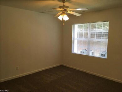 304 Terrace Trace Ct, Archdale, NC 27263 - photo 4