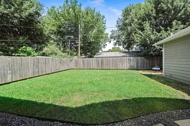 1742 Woodcrest Dr, Houston, TX 77018 - photo 6