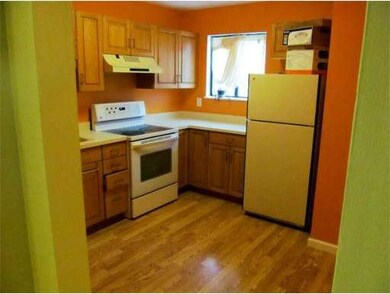 170 E Hadley Rd unit 127, Amherst, MA 01002 - photo 3