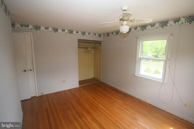 517 Bradford Rd, Oreland, PA 19075 - photo 6
