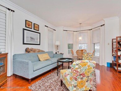 Living room/game room