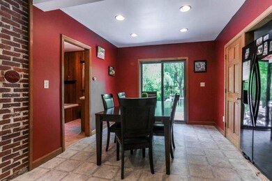 125 Tolend Rd, Dover, NH 03820 - photo 6