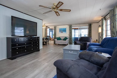 2001 83rd Ave N unit 5075, Saint Petersburg, FL 33702 - photo 5