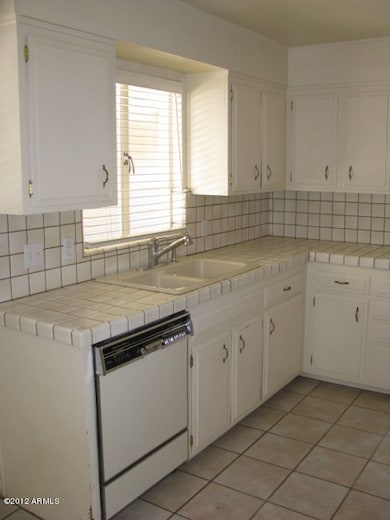 316 San Juan Pic- Kitchen 2
