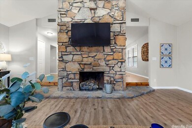 1011 N Rose St, Sheridan, AR 72150 - photo 4