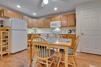 9 Stoneridge Ln unit 15, York, ME 03909 - photo 5