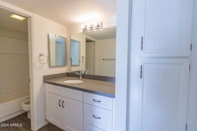 2044 S Rural Rd unit D, Tempe, AZ 85282 - photo 7