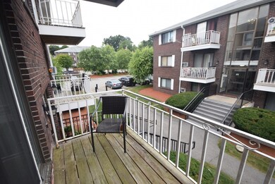 270 E Haverhill St unit 16, Lawrence, MA 01841 - photo 4