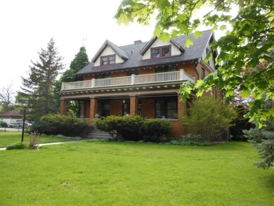 1727 Jefferson St. Heritage Home Muskeg