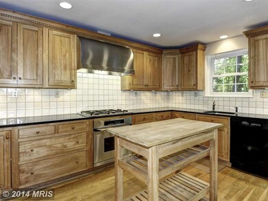 11601 Michale Ct, Silver Spring, MD 20904 - photo 6