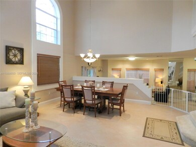 210 La Costa Ct, Weston, FL 33326 - photo 4