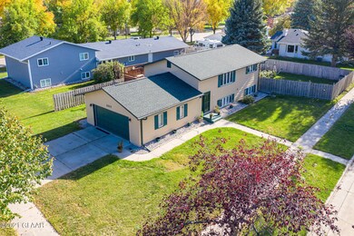 2317 W Springbrook Ct, Grand Forks, ND 58201 - photo 5