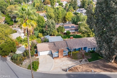 1427 Elizabeth Crest Dr, Redlands, CA 92373 - photo 3