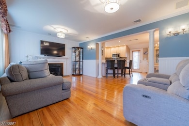 124 Lower Notch Rd, Little Falls, NJ 07424 - photo 7