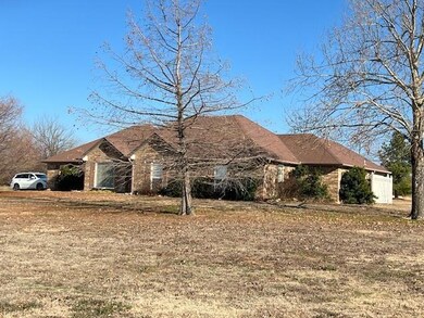121 Teal Dr, Shawnee, OK 74804 - photo 2