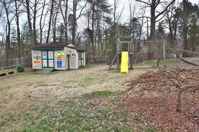 8811 William Penn Way, Louisville, KY 40228 - photo 6