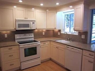 7 Charles St, North Reading, MA 01864 - photo 3