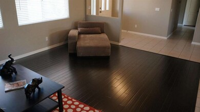 LIVING_2013-11-06 11