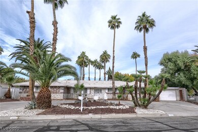 3762 S Rosecrest Cir, Las Vegas, NV 89121 - photo 5