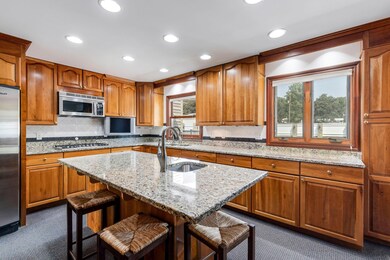 14 Kitchen 2