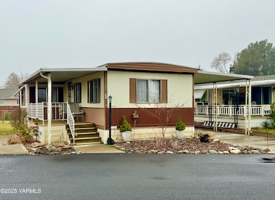 903 N 34th Ave unit 37, Yakima, WA 98902 - photo 2