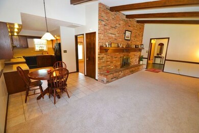 2504 W Yorkshire Dr, Muncie, IN 47304 - photo 4