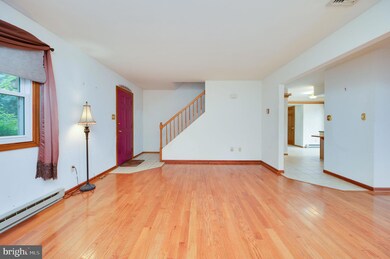 1740 Lorraine Rd, Reading, PA 19604 - photo 5