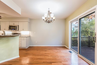 2434 Mulberry Ct unit 22A, Ann Arbor, MI 48104 - photo 4