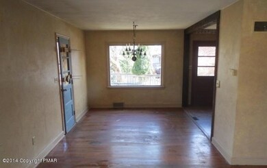 721 Avenue B, Stroudsburg, PA 18360 - photo 4