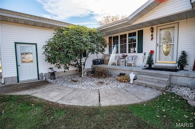 203 W Lehnhoff Dr, Belle, MO 65013 - photo 5