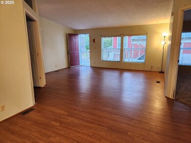 36451 S Sawtell Rd unit 16, Molalla, OR 97038 - photo 7