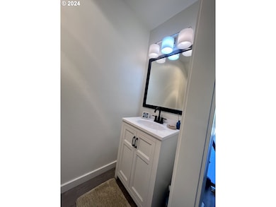 108 Enos St, Amity, OR 97101 - photo 7