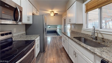 331 Trailwood Dr, Painesville, OH 44077 - photo 4