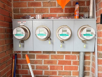 94-81 218th St, Queens Village, NY 11428 - photo 2