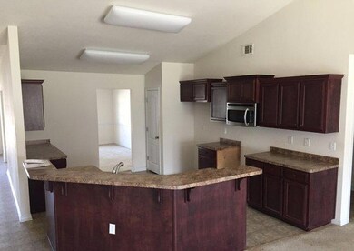 KITCHEN (2)