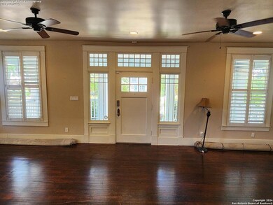 505 E Evergreen St, San Antonio, TX 78212 - photo 4