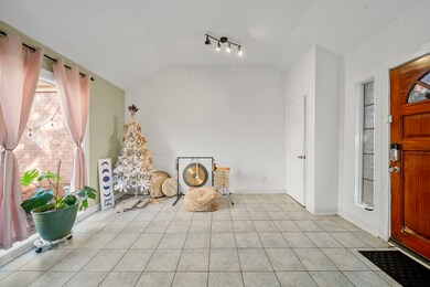 This entry space could also be used for a second l