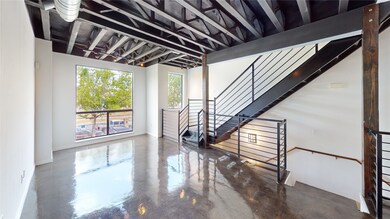 310 S Jensen Dr unit 6, Houston, TX 77003 - photo 4