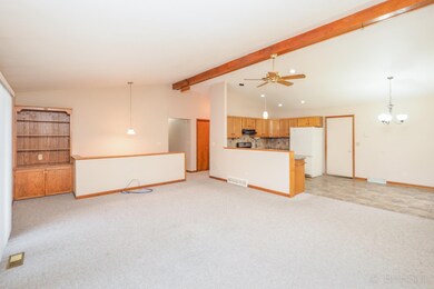 414 Standish Drive-102